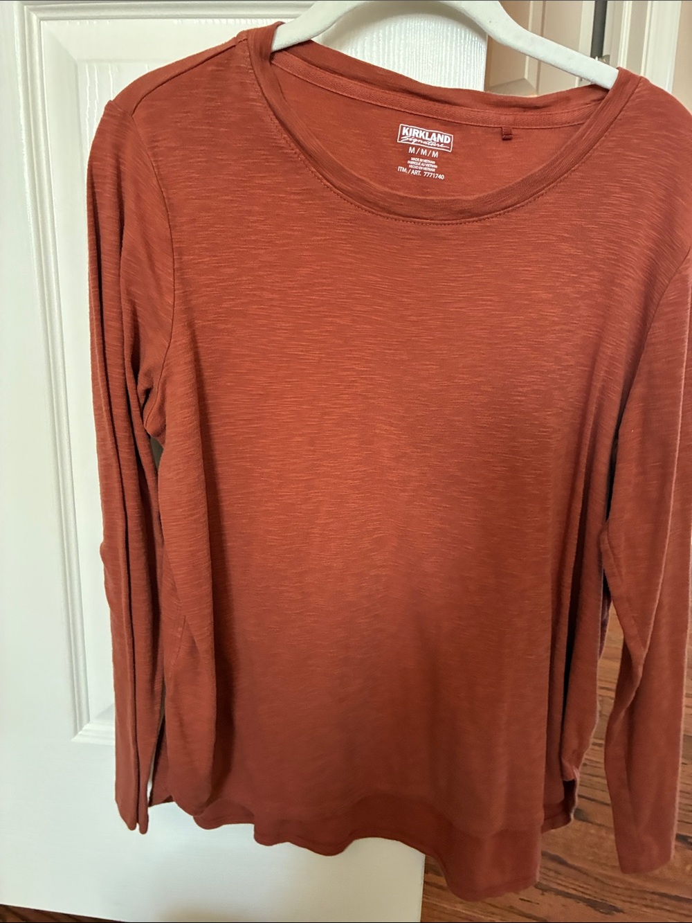 Kirkland Signature Women's Long Sleeve Crewneck Top - Burnt Orange
